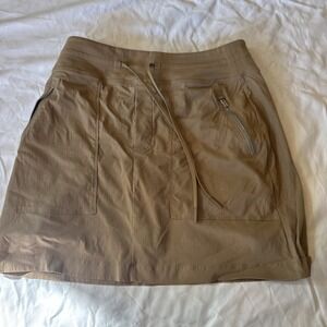 Athleta Khaki Skort Zippers Women's Size 4 Pockets Lined